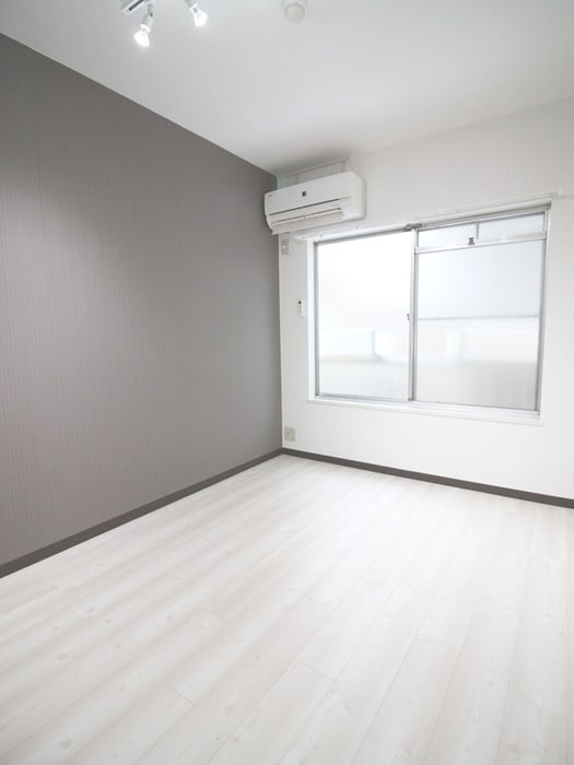 居室 メゾンアライ