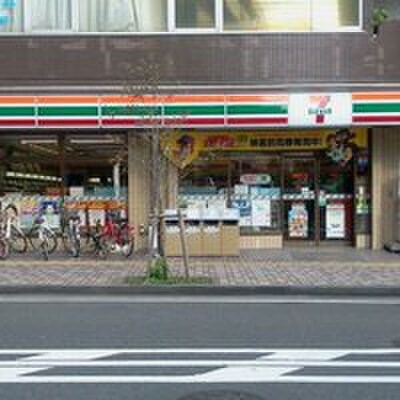 セブンイレブン 相模大野駅南店(コンビニ)まで157m アーバンハイム（１０３）