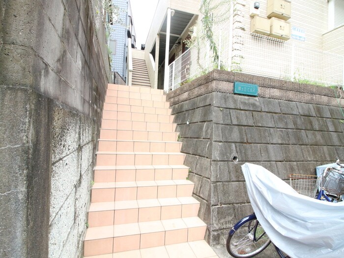 エントランス部分 桜ヶ丘ヒルズ
