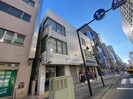 国方ビルの外観