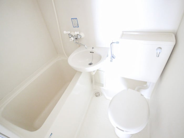 バス／シャワールーム等 メゾンエイト