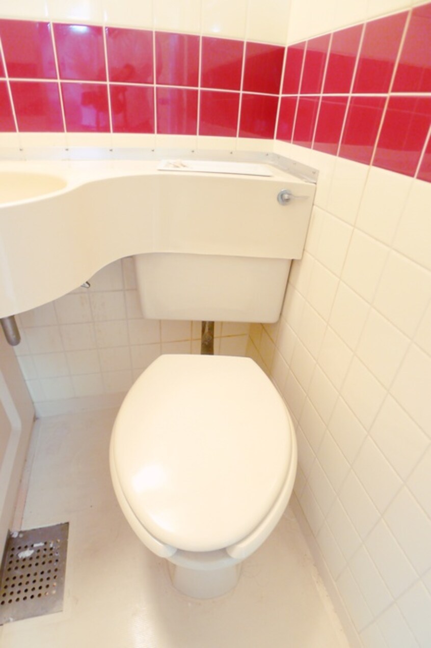 トイレ ロザ－ル松戸(313)