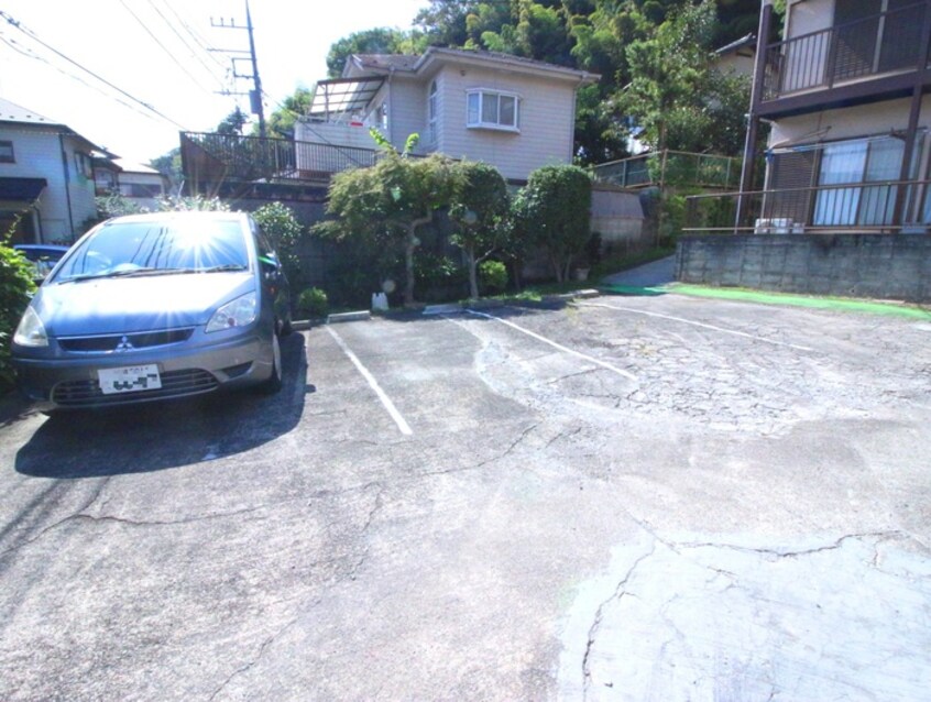 駐車場 コ－ポゆう