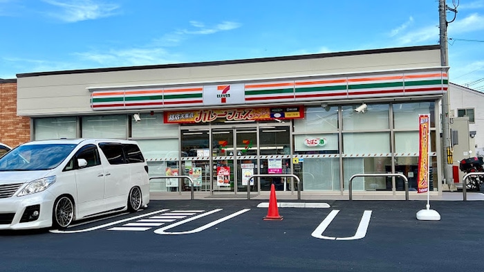 セブンイレブン(コンビニ)まで338m リコルテ長沼