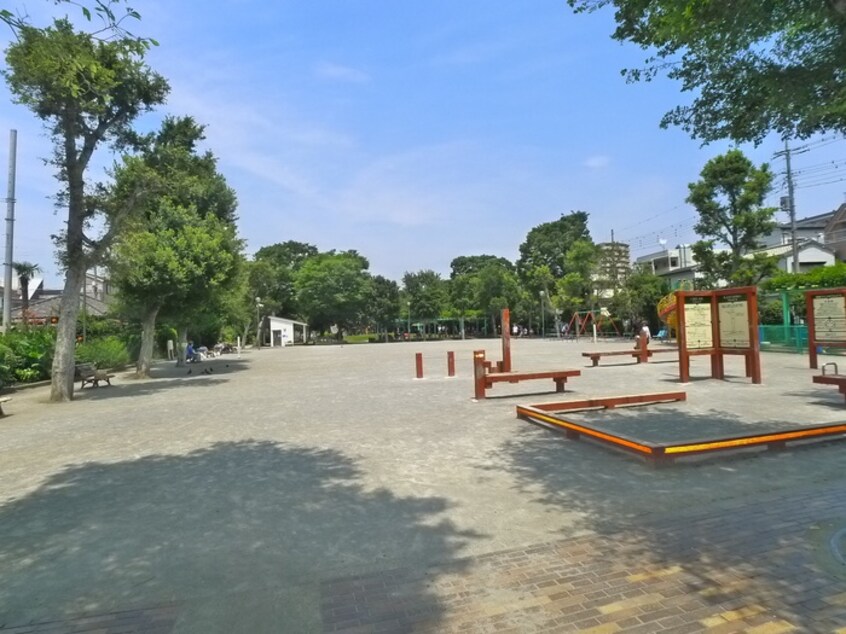 お花茶屋公園(公園)まで650m スワンスイート