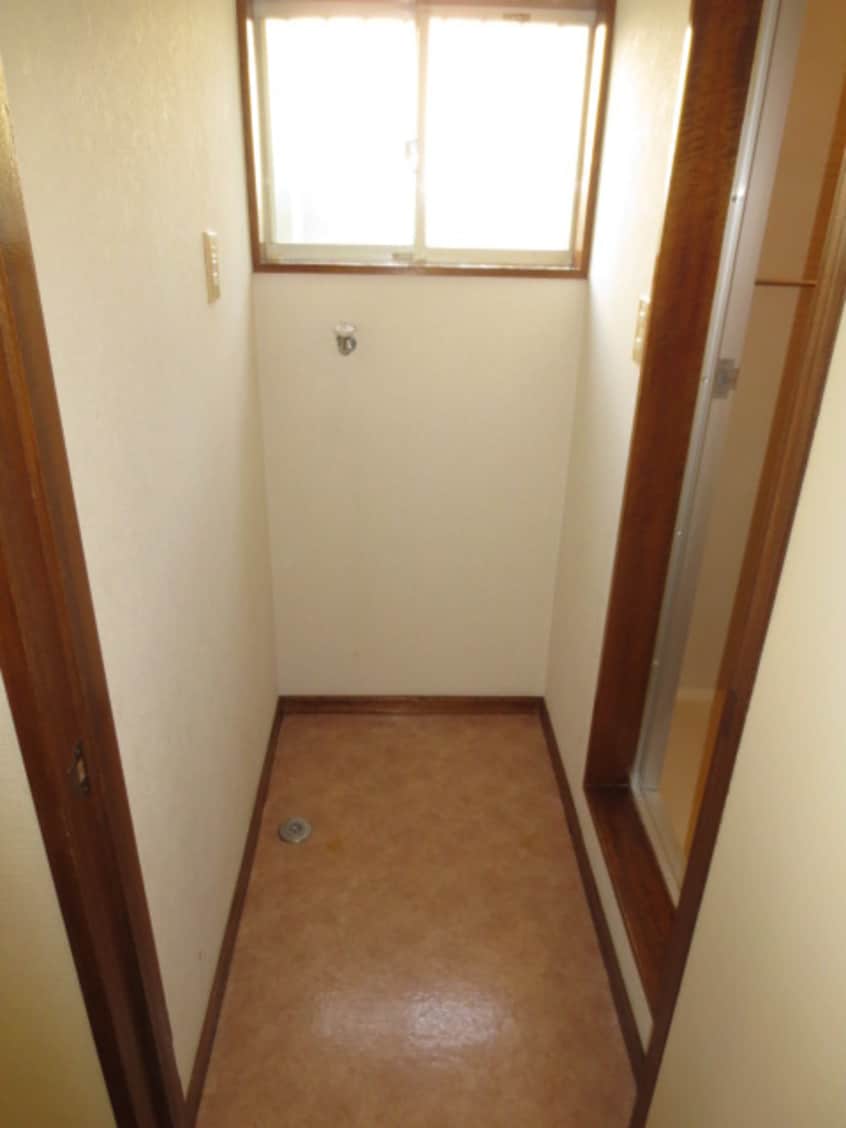 洗濯機置場 へいせいハイツ