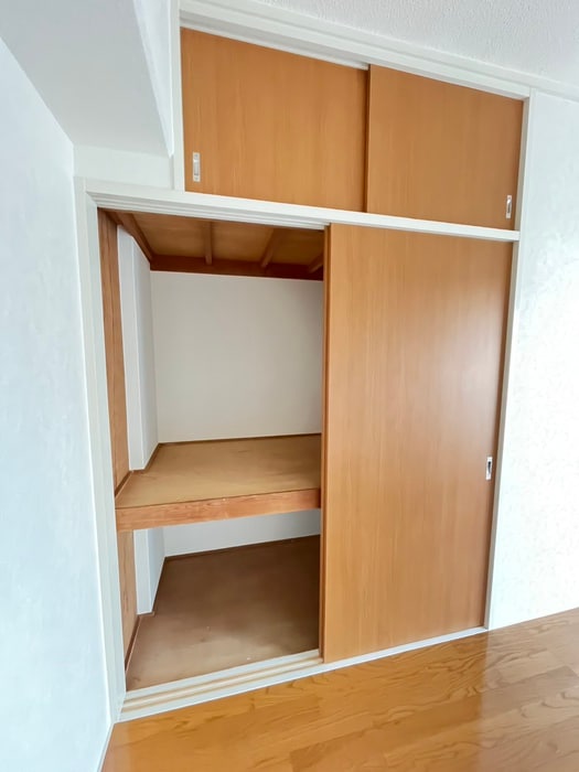 収納 グレ－スヨシオカ