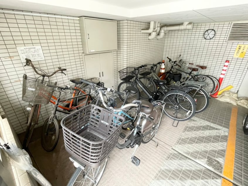 駐輪場 桜新町アムフラット(103)