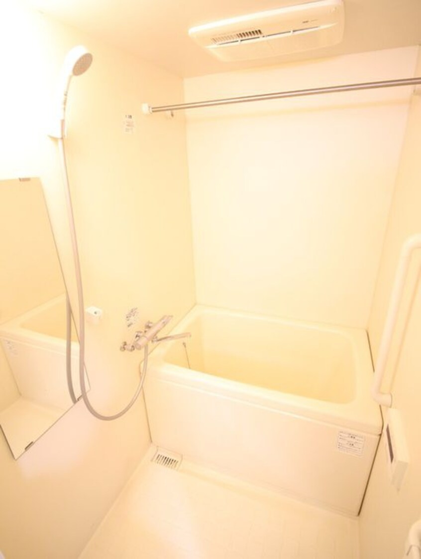 バス／シャワールーム等 ファランド－ルカサイ