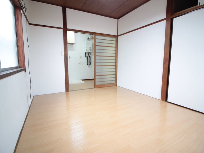居室 メゾーネ下馬