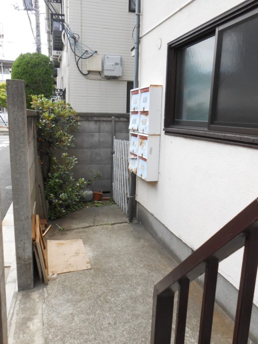 エントランス部分 ハウスメイト