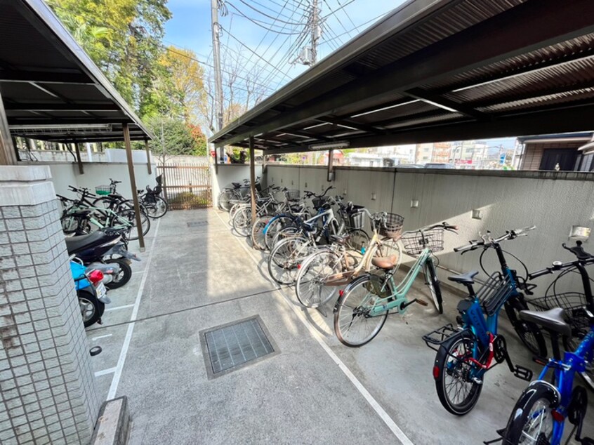 駐輪場 栗山ヴィレッジ