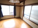 居室 山田荘
