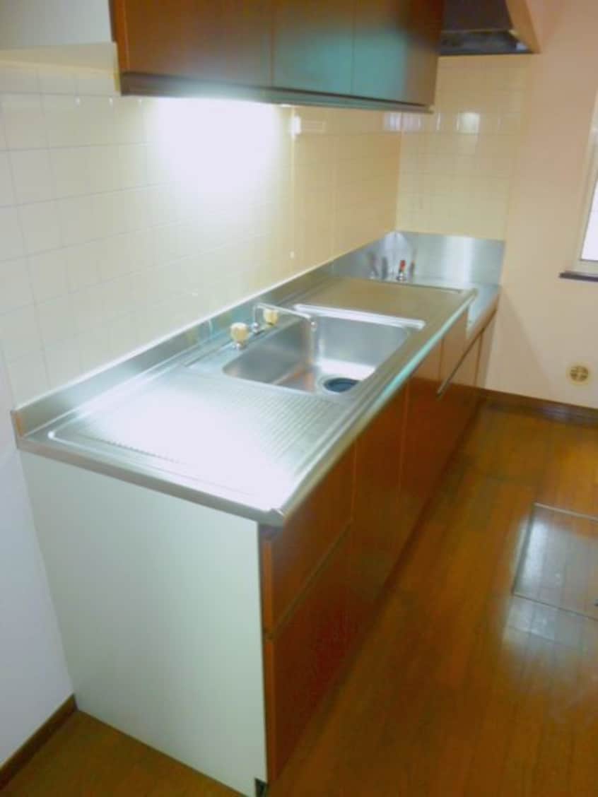 キッチン ＰＲＯＭＩＮＥＮＴⅡ