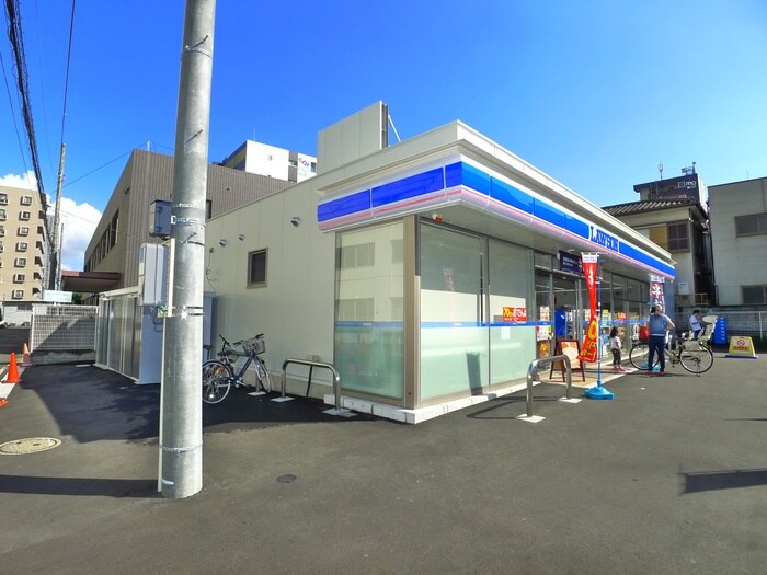 ローソン船橋市役所前店(コンビニ)まで512m ディーワンビル