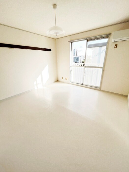 居室 ウィスカーハイツ