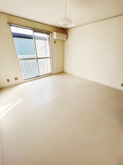 居室 ウィスカーハイツ