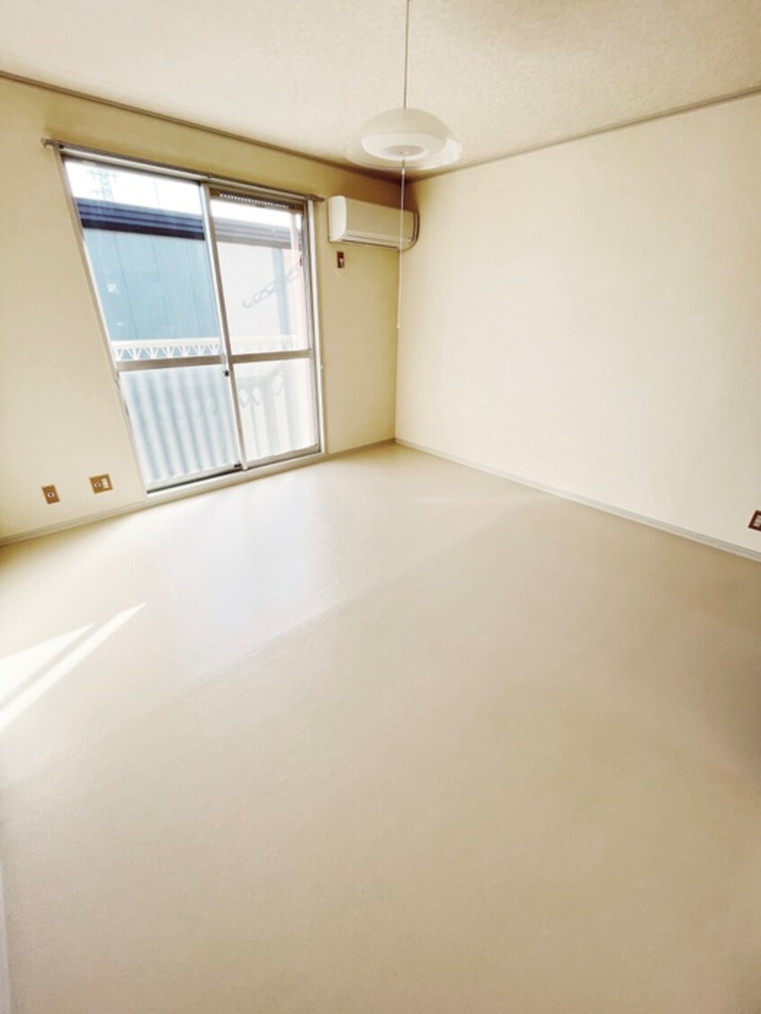 居室 ウィスカーハイツ