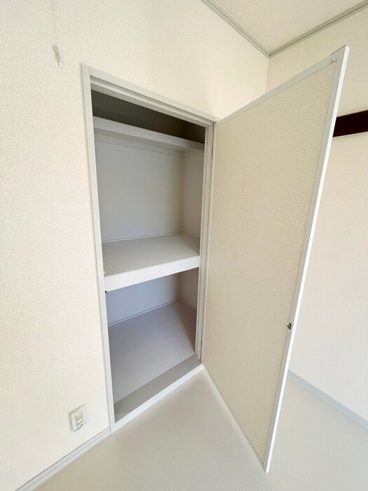 収納 ウィスカーハイツ