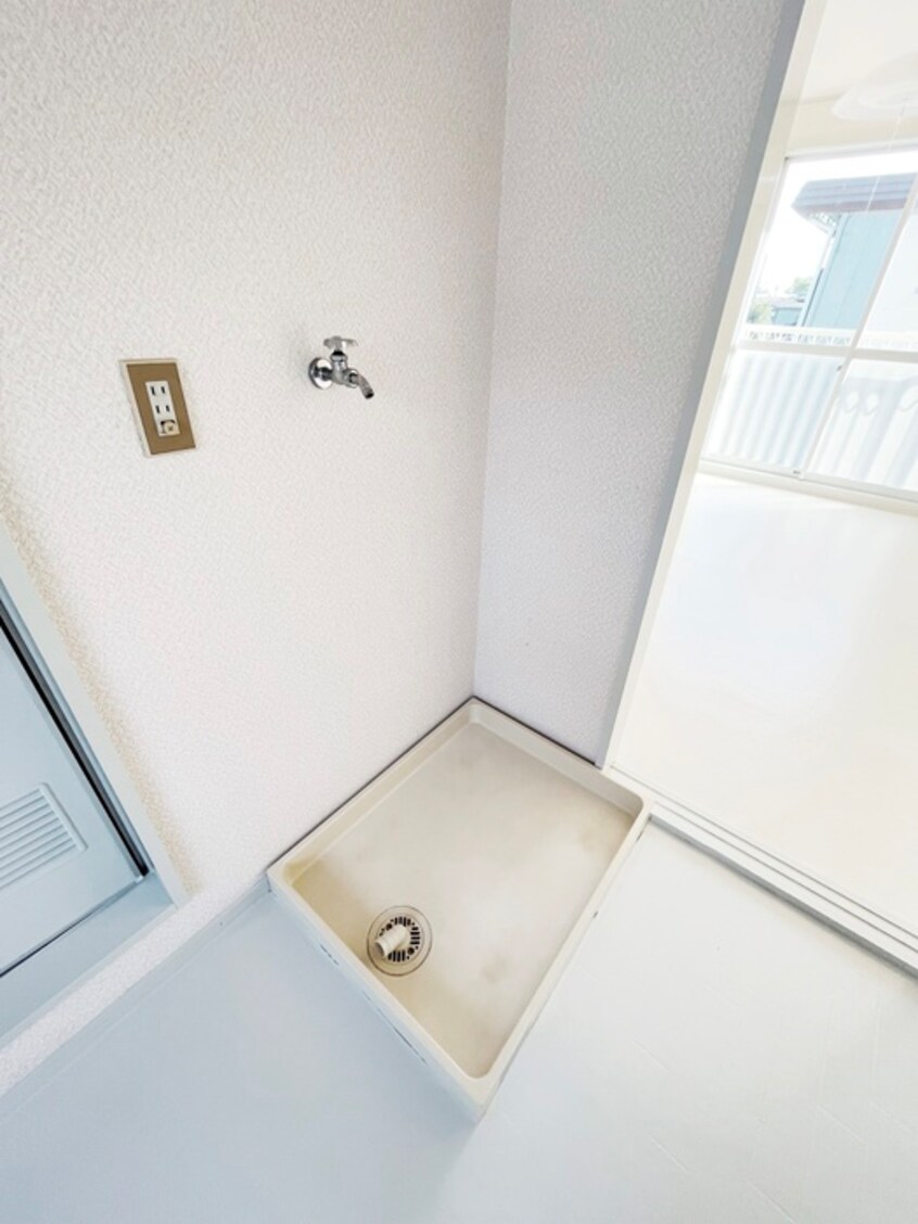 洗濯機置場 ウィスカーハイツ