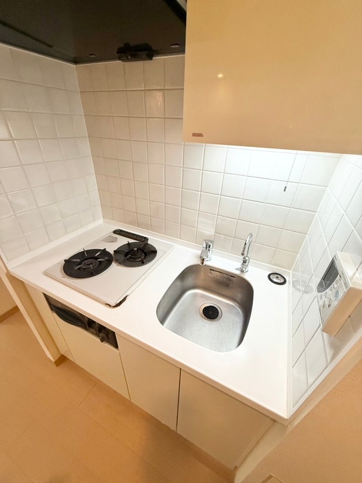 キッチン ｱﾄﾗｽ江戸川ｱﾊﾟｰﾄﾒﾝﾄ（２２１）