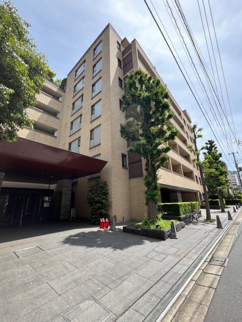 外観写真 ｱﾄﾗｽ江戸川ｱﾊﾟｰﾄﾒﾝﾄ（２２１）