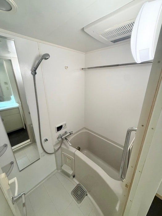 バス／シャワールーム等 ｱﾄﾗｽ江戸川ｱﾊﾟｰﾄﾒﾝﾄ（２２１）