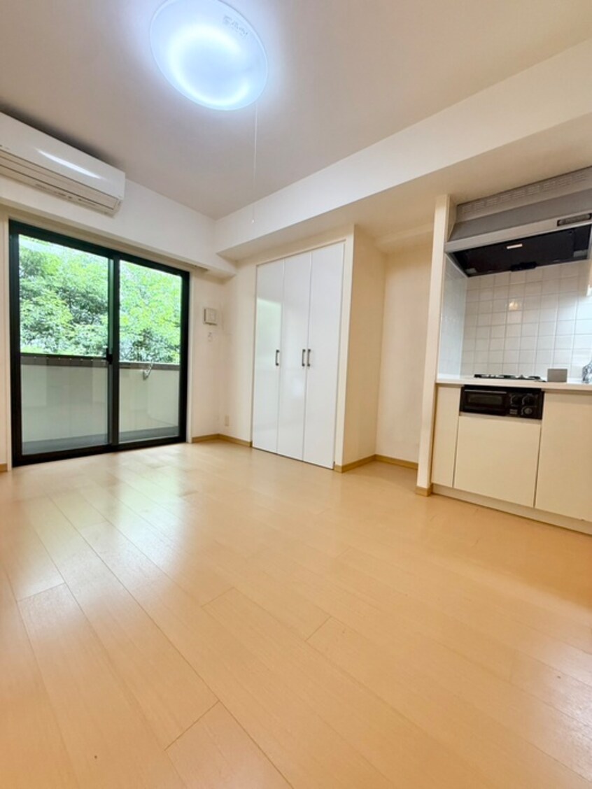 居室 ｱﾄﾗｽ江戸川ｱﾊﾟｰﾄﾒﾝﾄ（２２１）