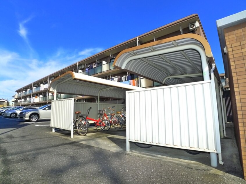 駐輪場 モアルヤタ藤