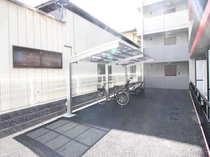 駐輪場 Cordon Grise