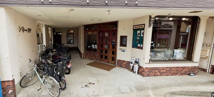 シネコヤ（映画と軽食）(映画館)まで450m シ－フラワ－コ－ポⅠ