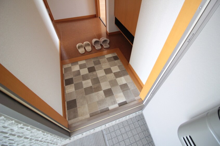 玄関 ビュ－バレ－湘南