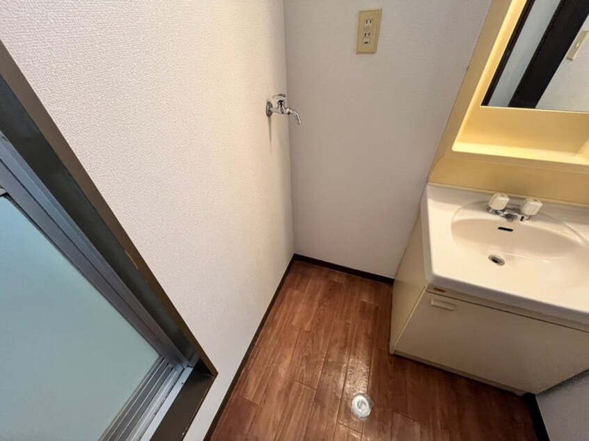 洗濯機置場 グリーンヒルズ南大泉Ａ