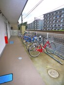 駐輪場 ﾘﾌﾞﾘ・ｵｰﾄﾚｼﾞﾃﾞﾝｽ