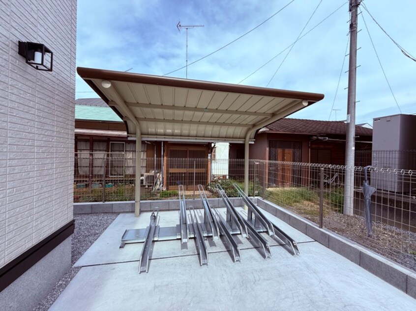 駐輪場 Dアセット栄町