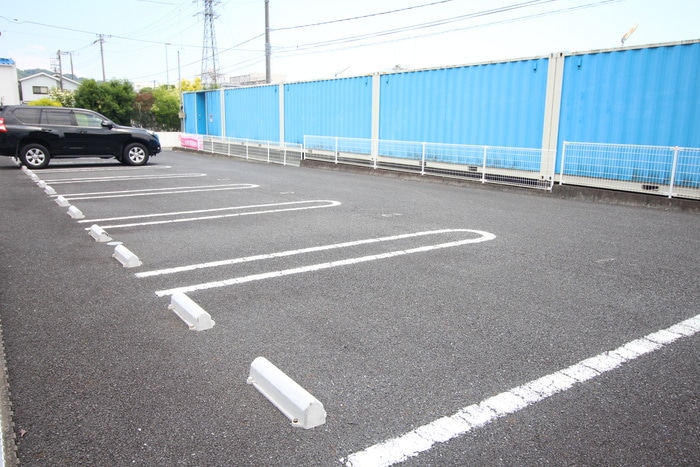 駐車場 AQUA　BLOW