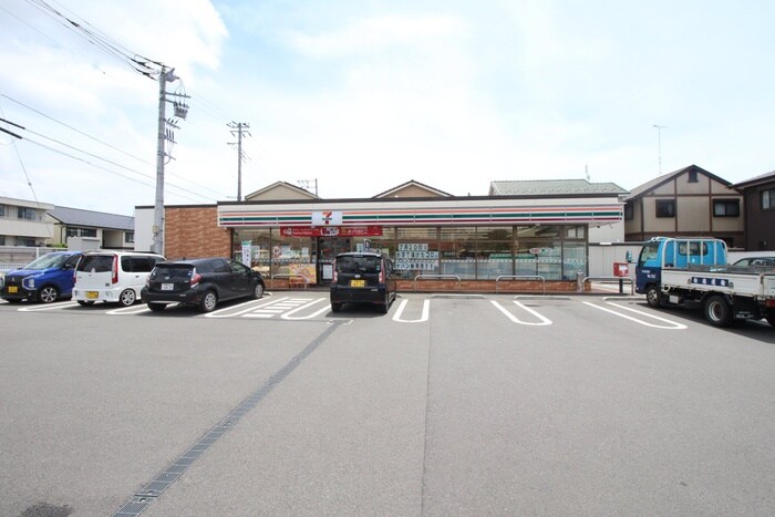 セブンイレブン小田原下堀店(コンビニ)まで550m AQUA　BLOW