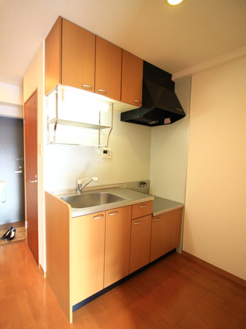 キッチン ｹﾝﾊｳｽ・秦野駅南口ﾏﾝｼｮﾝ