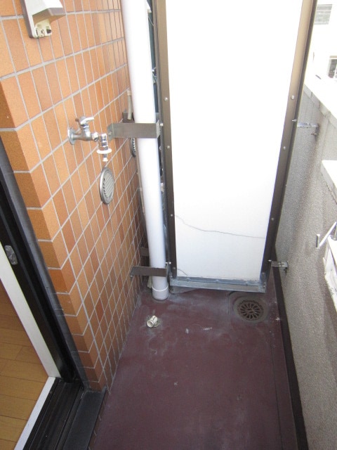 洗濯機置場 メゾン・ド・ジョワ（１０４）