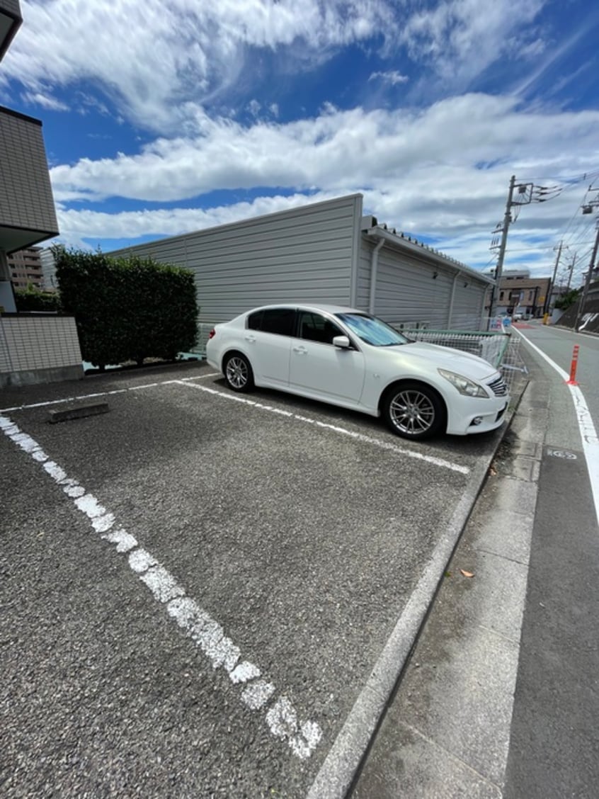 駐車場 メイプルコート
