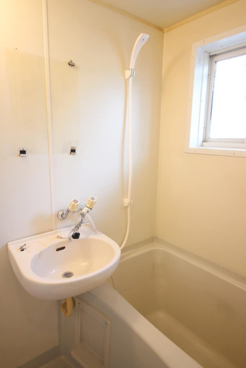 バス／シャワールーム等 ドミール向台