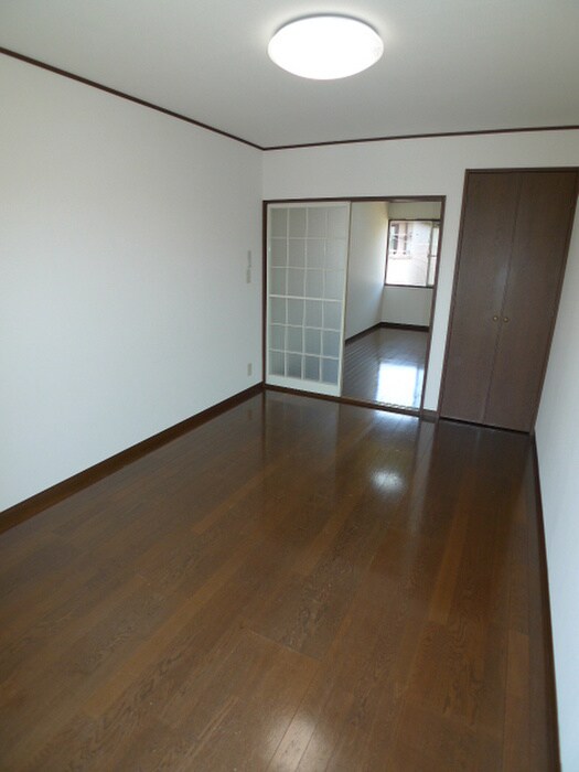 居室 コートカスピア