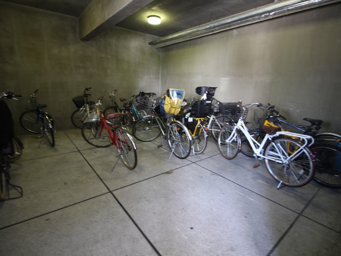 駐輪場 クリア砧公園