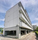 アンビックスつつじヶ丘A棟の外観