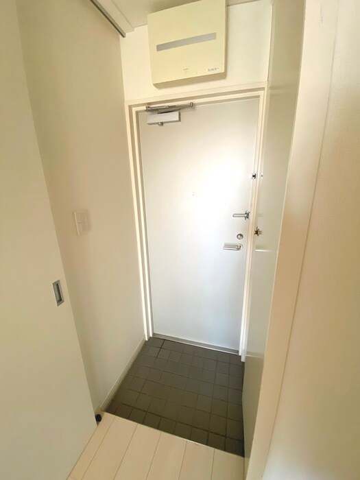 玄関 アンビックスつつじヶ丘A棟