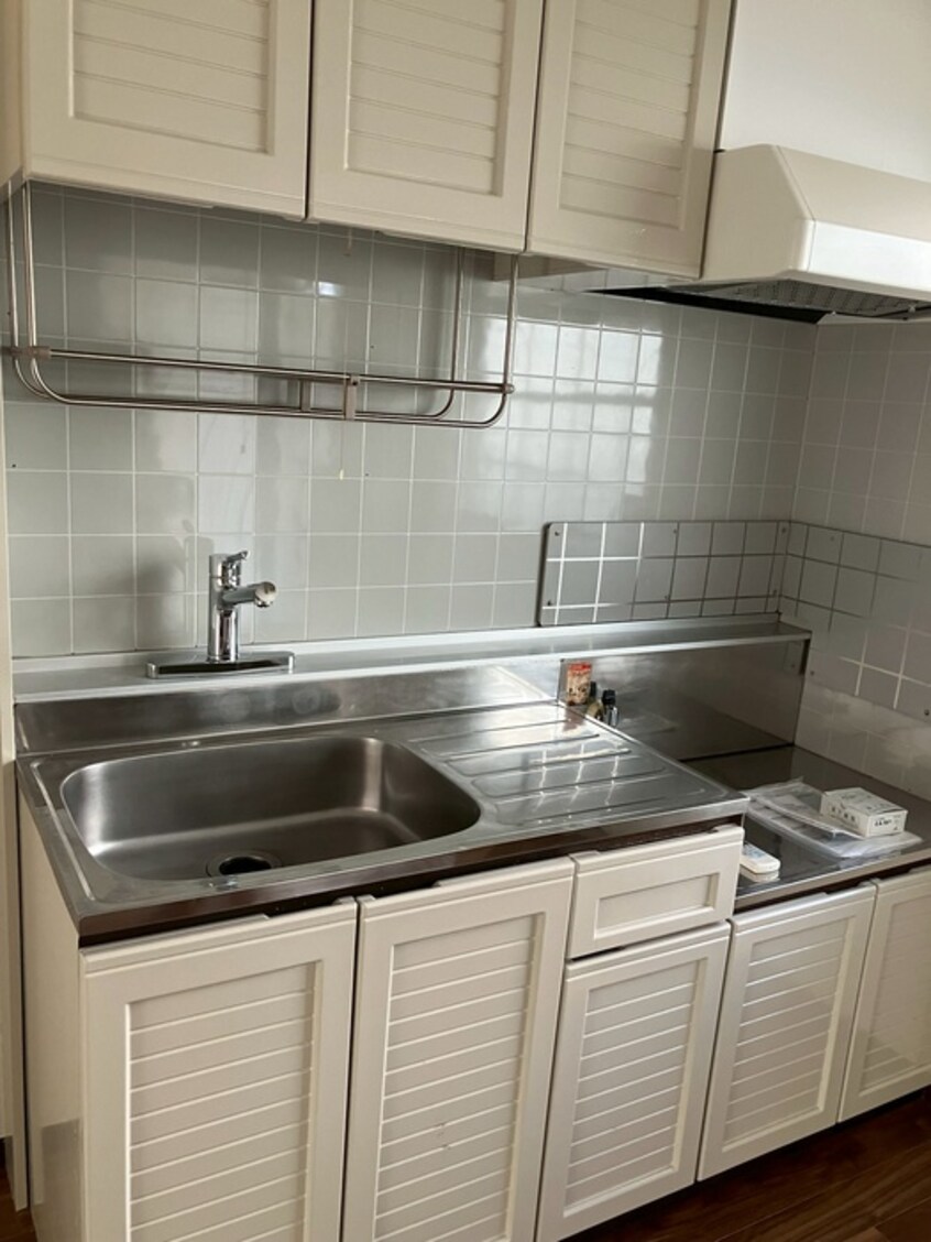 キッチン サンビレッジ瀬谷Ｃ