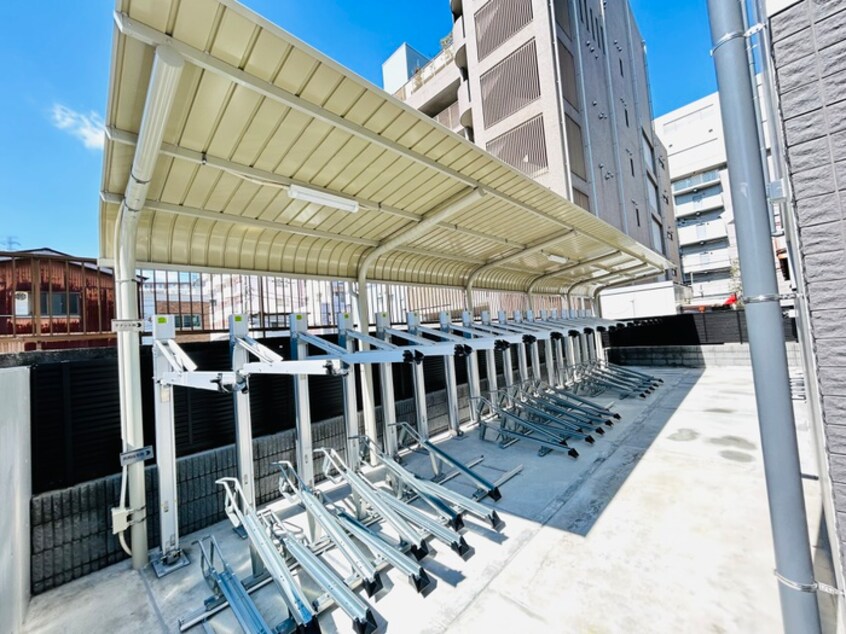 駐輪場 クロスゲート青葉台