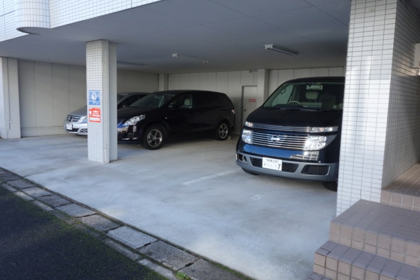 駐車場 コスモつきみ野