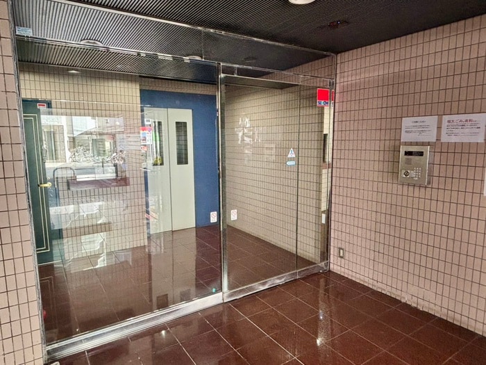 エントランス部分 モナーク橋本弐番館1007