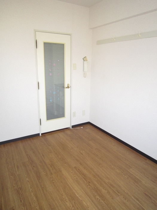 居室 モナーク橋本弐番館1007